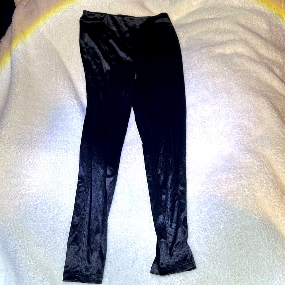 ￼ SHEIN Women’s Black Silk, tight leggings, size medium ￼